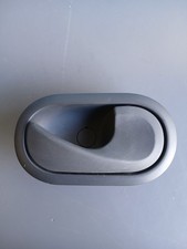 Renault Clio 3 / Poignée de