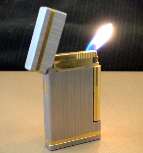 Briquet ancien toute 1er - *, le