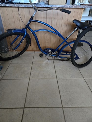 Electra cruiser bicycle - electra, in