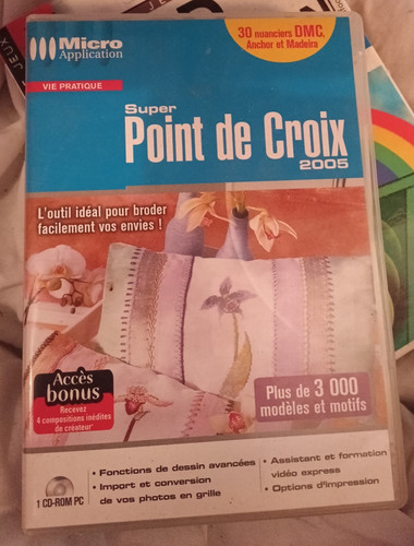 Super point croix - point, de