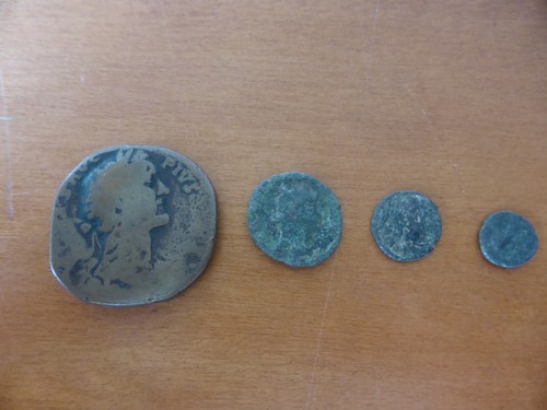 Pieces monnaie romaine a - de,