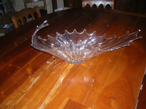 Une coupe fruit cristal - coupe, a