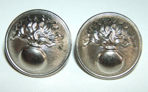 Lot boutons argentes - lot,