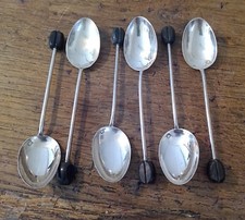 6 MIGNONNES PETITES CUILLERES