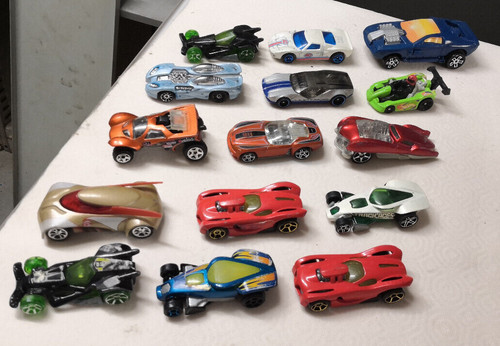 Lot voitures miniatures - 15,
