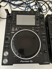 Pioneer CDJ-2000 Nexus 2 NXS2 DJ Turntable