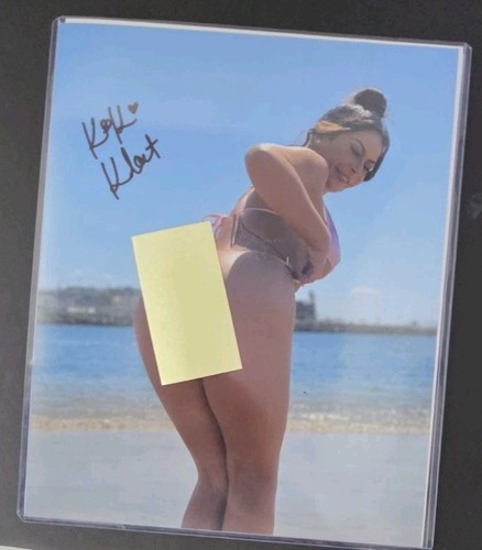 Kiki klout autographed - kiki,