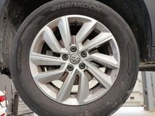 205/60/16 JANTE / 2594009 POUR