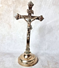 Crucifix d’autel Ancien en Laiton – INRI