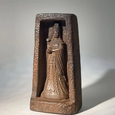 Sculpture de déesse de la mer