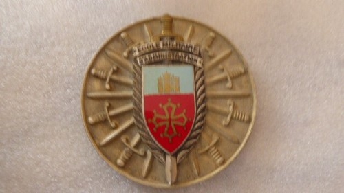 Medaille table ecole - medaille,