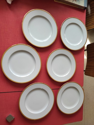 Série assiettes plates - 6,