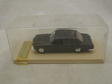 VOITURE 1/43 MERCEDES 280 -