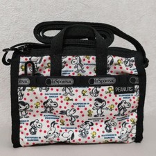 Mini sac à bandoulière LeSportsac x Snoopy Collaboration bon état