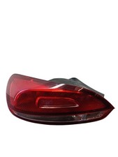 Feu arriere principal gauche