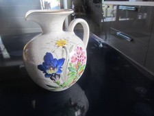 Bel objet : joli pichet à