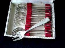 Coffret de 12 fourchettes à huitres métal argenté François Frionnet