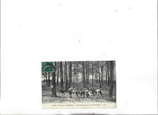 BOIS DE FCLAMART RAMASSEURS DE CHATAIGNES