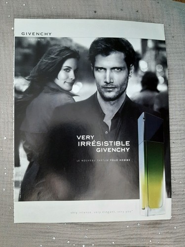 Publicité papier parfum - publicité,