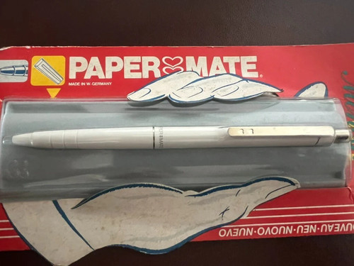 Stylo bille papermate - À,
