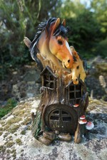 PW160930  FIGURINE  STATUETTE