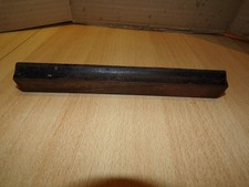 Ancien niveau en métal ( 19,2 cm de long )