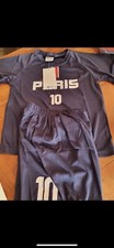 Maillot + short Paris Psg taille 4 ans