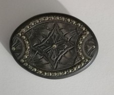 Broche de Deuil Art Déco en Bakélite et Strass doré