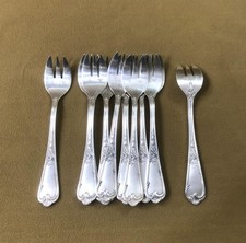 12 fourchettes à huitre