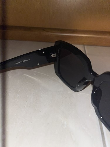 Lunettes soleil chanel - de,