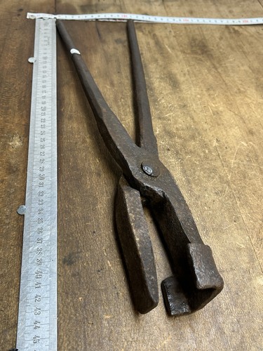 Outil ancien fer forgé - outil,