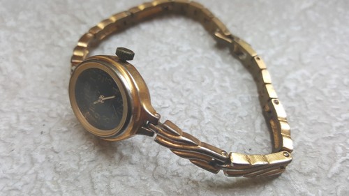 Ancienne montre russe la - ancienne,