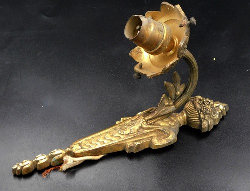Ancienne lampe applique murale