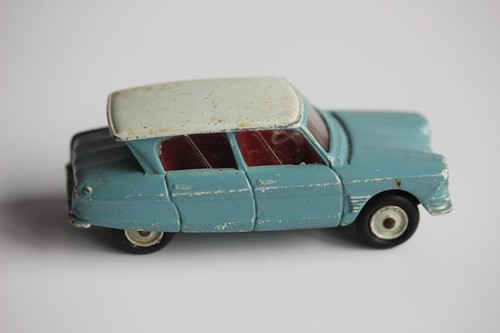 Voiture miniature europarc - voiture,