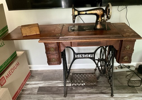 1907 singer sphinx antique - sphinx,