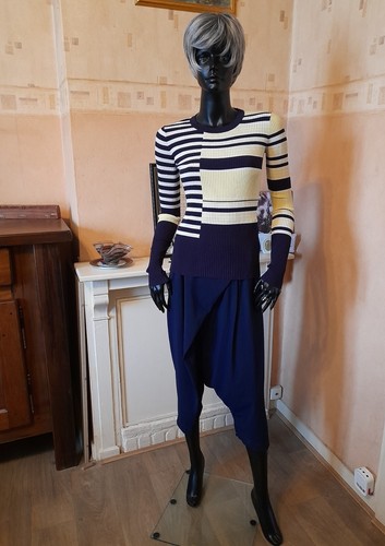 Superbe pull leger high use - high,