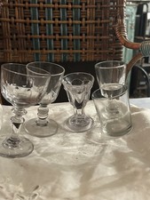 LOT DE 5 ANCIENS VERRE A