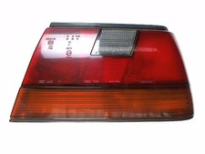 Feu arriere principal droit