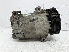 Compresseur clim RENAULT VEL