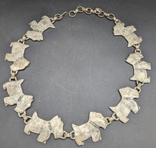 Ancienne ceinture en métal argenté chien art déco 1930