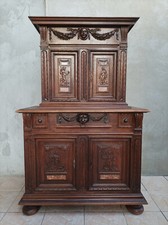 Buffet diminutif Louis XIII en noyer