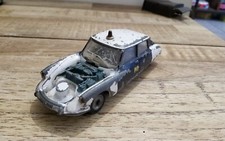 Citroën ds 19 police dinky