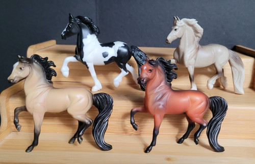 Breyer stablemates g3 - stablemates,