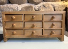 Ancien meuble d'horlogerie en bois