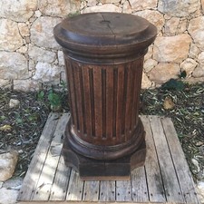 Rare grand piédestal en bois