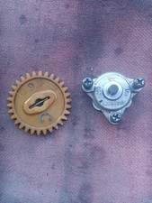 pompe a huile mikuni pour suzuki 125 gn gs tu 125 marauder bon etat