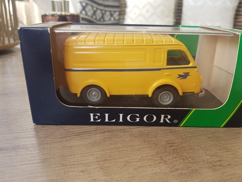 Renault 1000 poste jaune - 1000, kg
