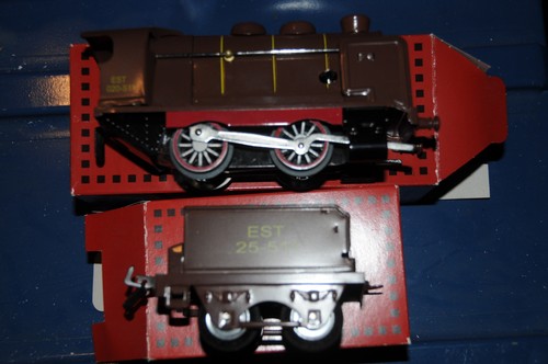 Hornby hachette locomotive - hornby,