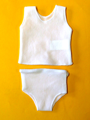 Sous vêtements poupée - sous,