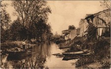 CPA Dans le Marais Poitevin - Les Vieilles Maisons (1140601)